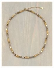 0001 ketting beige gold